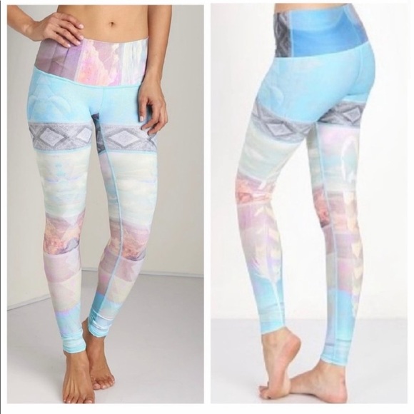 Teeki Yoga Pants Size XS - Picture 1 of 7